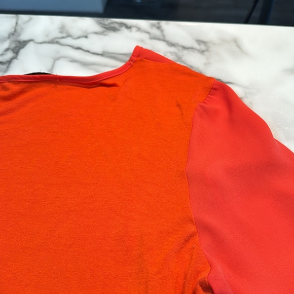 PTP 21 inches with stretch length 25”. Orange blouse with ties that sleeves - Picture 11 of 11